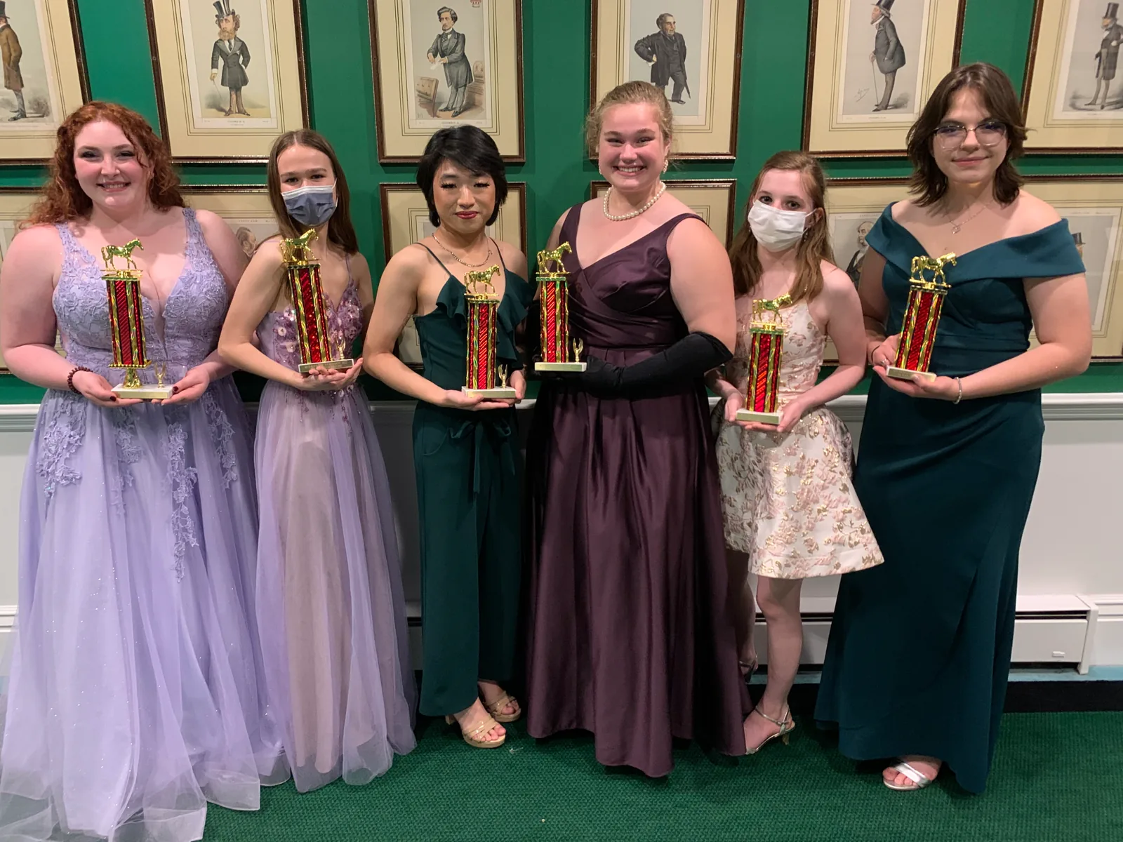 Mackinac 2022 finalists with trophies
