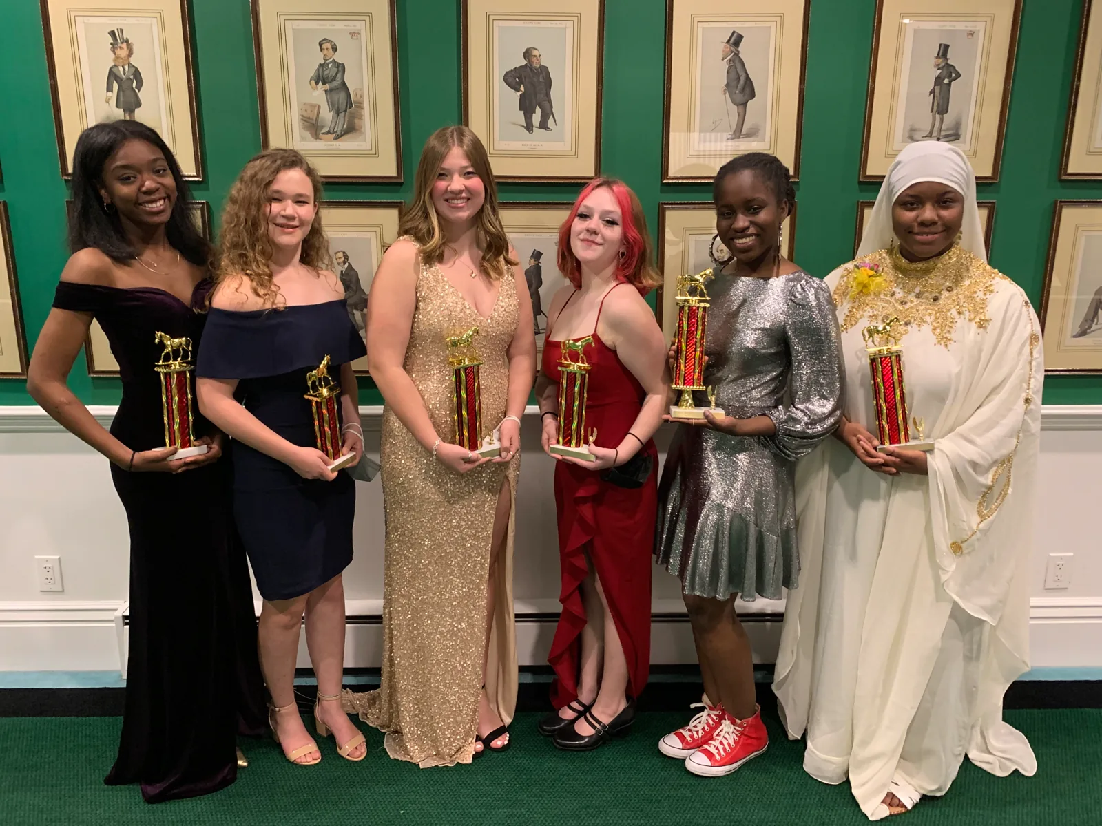 Mackinac 2022 finalists with trophies